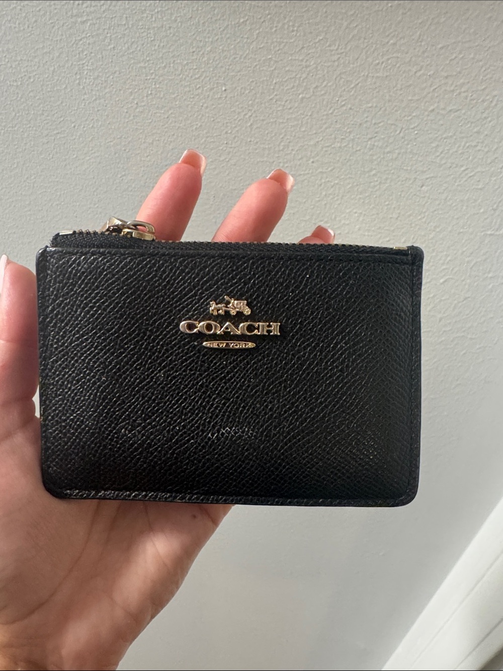 COACH Black Pebbled Leather Zip Card Wallet with Gold Logo